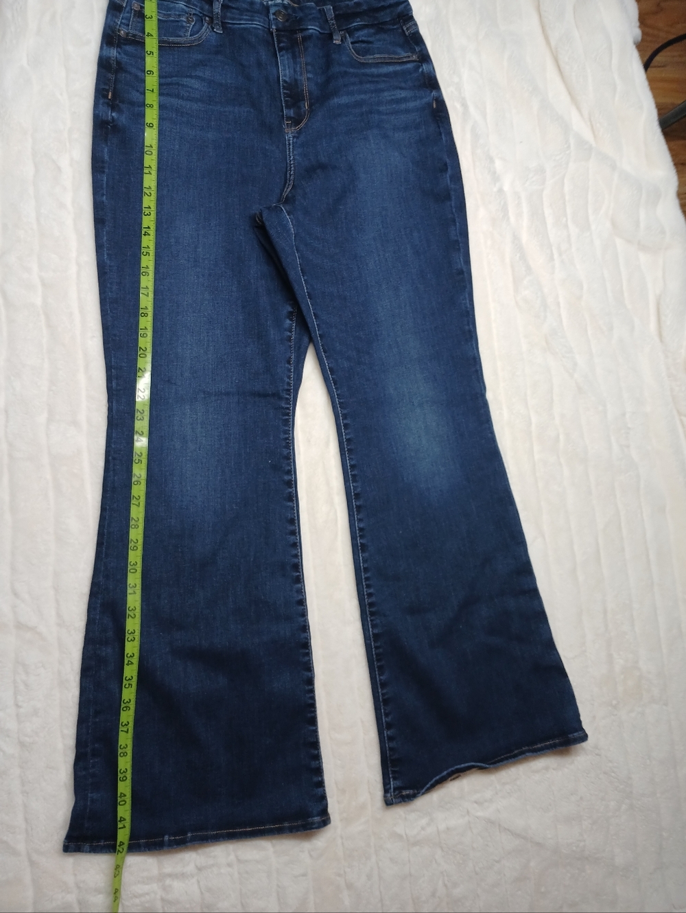 American Eagle Curvy Super High Rise Flare Jeans Size 16 - Picture 6 of 9